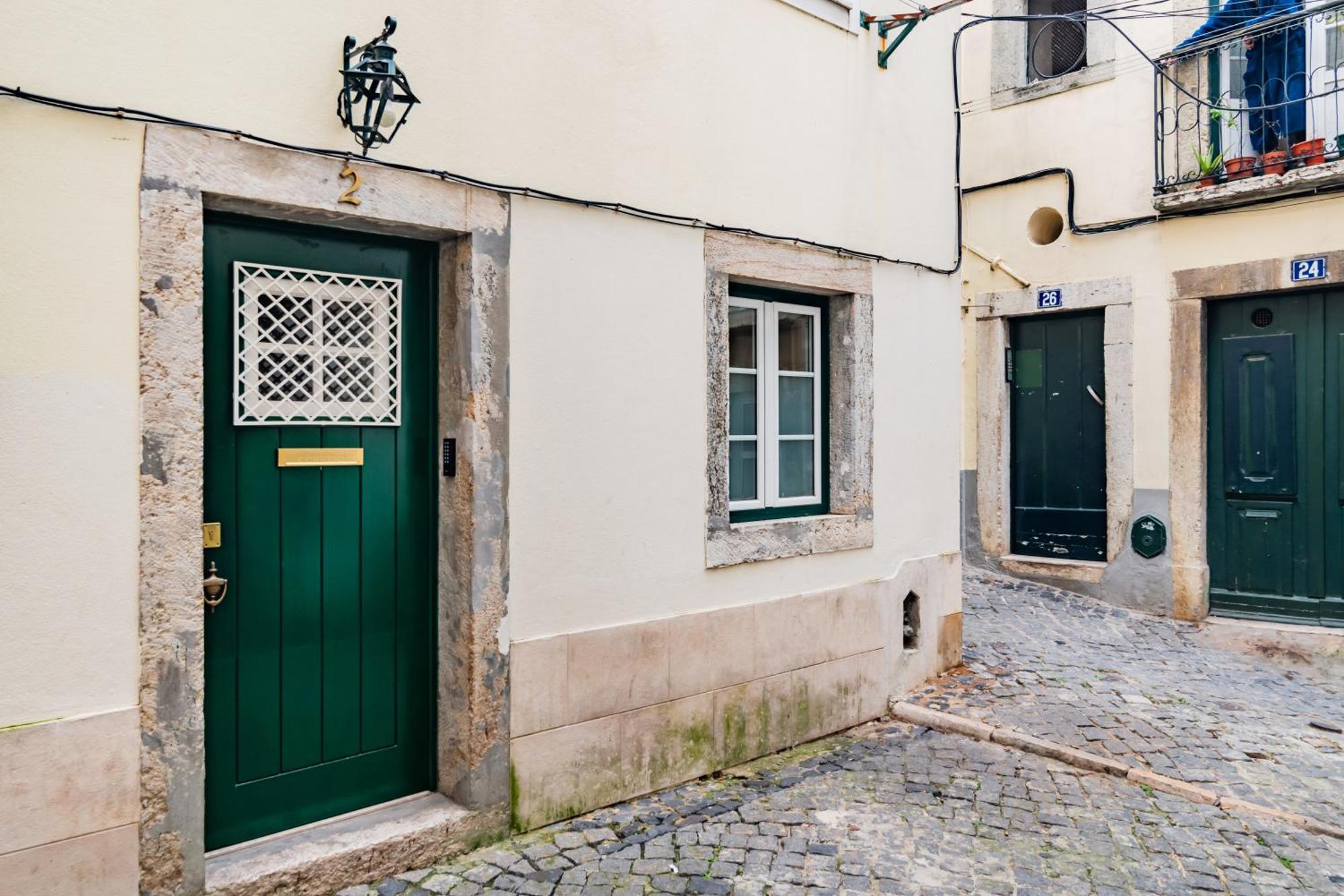 Alfama Gale Studio Lisbon Luaran gambar
